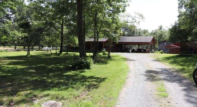 Photo of 165 Lake View Cir, Hawley, PA 18428