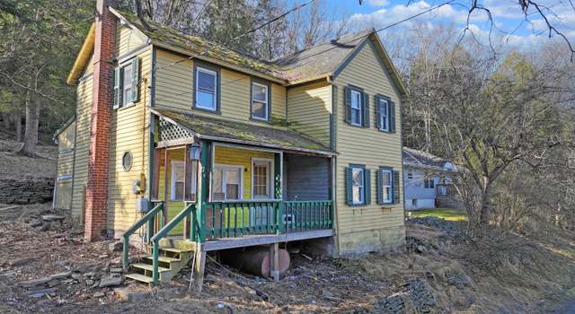 Photo of 74 Charles St, Hawley, PA 18428