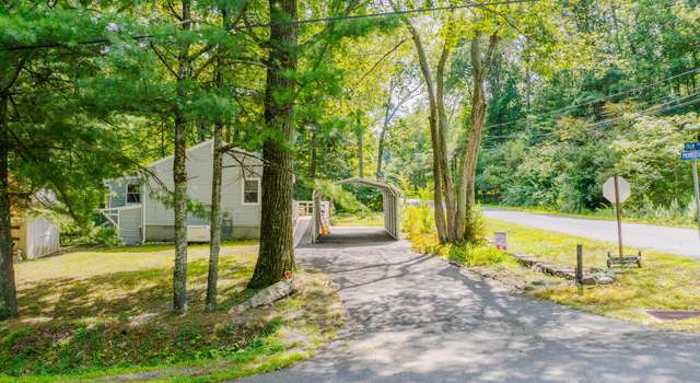 Photo of 100 Palm Dr, Dingmans Ferry, PA 18328