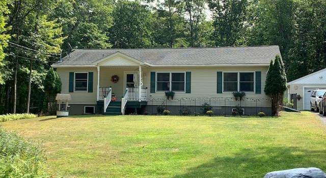 Photo of 109 Red Rock Cir, Hawley, PA 18428