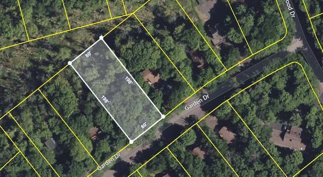 Photo of 14 Garden Dr, Lake Ariel, PA 18436