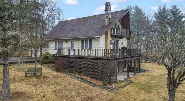 Photo of 8 Alpine Rd, Beach Lake, PA 18405