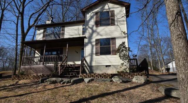 Photo of 176 Suter Dr, Bushkill, PA 18324