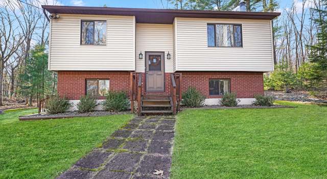 Photo of 117 Palmetto Ct, Milford, PA 18337