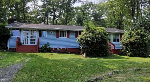 Photo of 117 West Shore Dr, Dingmans Ferry, PA 18328
