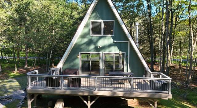 Photo of 1334 Pocono Dr, Gouldsboro, PA 18424