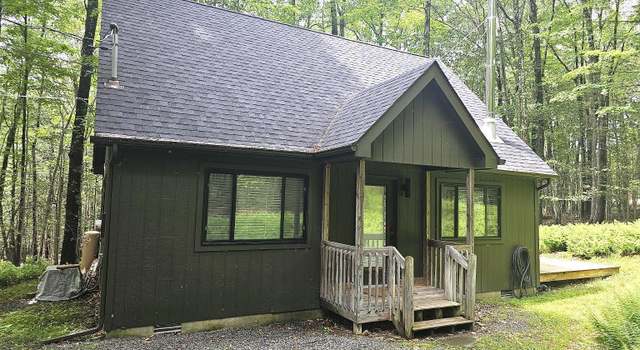 Photo of 23 Highland Ln, Hawley, PA 18428