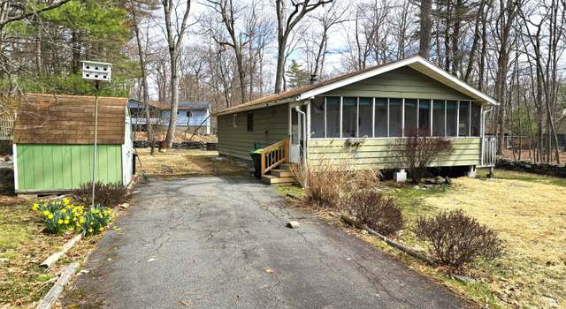 Photo of 104 Quail Ct, Dingmans Ferry, PA 18328