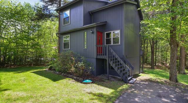Photo of 146 Country Club Dr, Thornhurst, PA 18424
