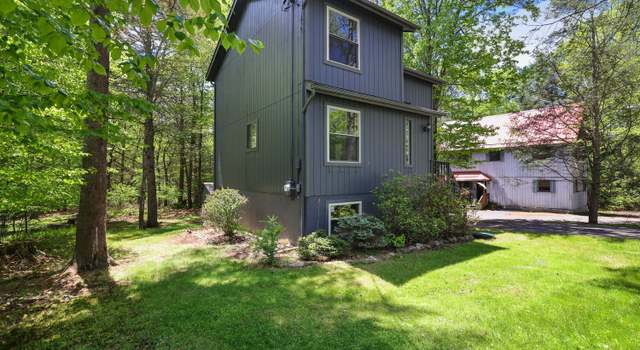 Photo of 146 Country Club Dr, Thornhurst, PA 18424