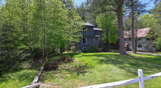 Photo of 146 Country Club Dr, Thornhurst, PA 18424