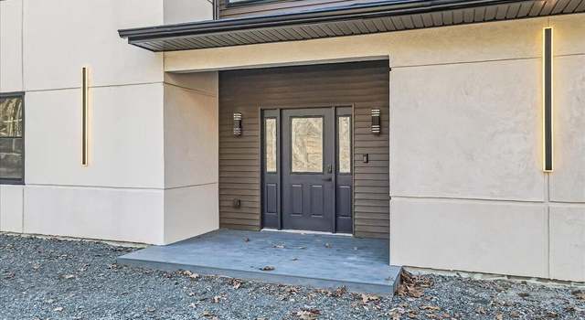 Photo of 328 Forest Dr, Lords Valley, PA 18428