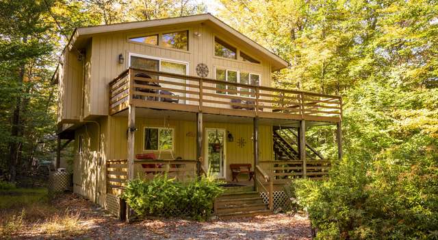 Photo of 150 Chestnuthill Dr, Lake Ariel, PA 18436