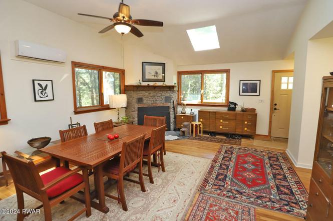 590 John Davis Rd - Photo 17 of 29 590 John Davis Rd