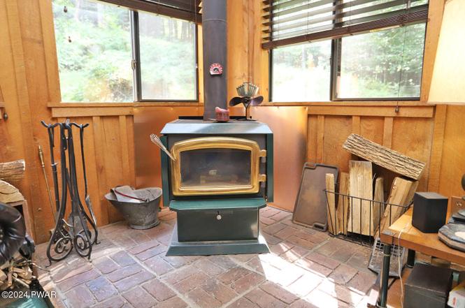 590 John Davis Rd - Photo 20 of 29 590 John Davis Rd