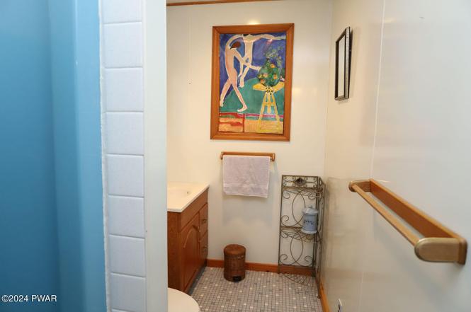 590 John Davis Rd - Photo 21 of 29 590 John Davis Rd