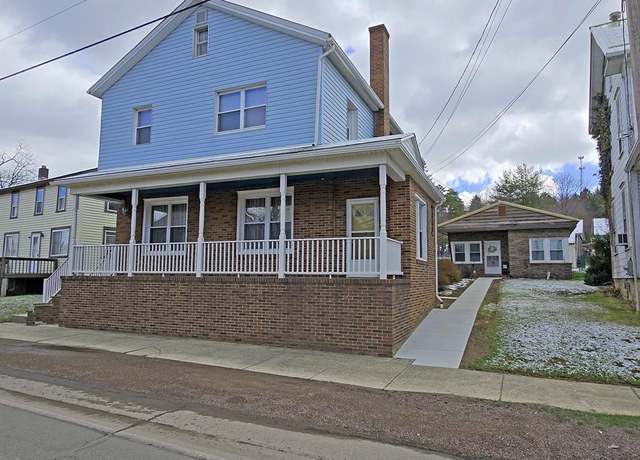 Property at 17 Grant St, Salisbury, PA 15558, 4 beds, 2 baths