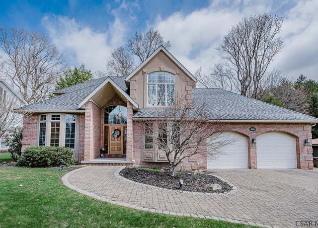 Property at 315 Beaver Ct, Johnstown, PA 15905, 4 beds, 3.5 baths