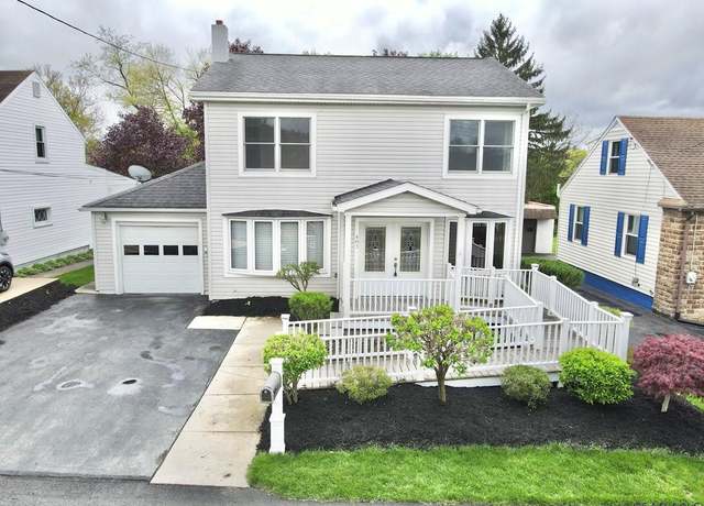 Property at 483 Bantel St, Johnstown, PA 15905, 4 beds, 2.5 baths