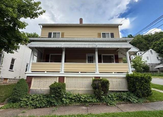 Property at 728 Russell Ave, Johnstown, PA 15902, 3 beds, 1.5 baths