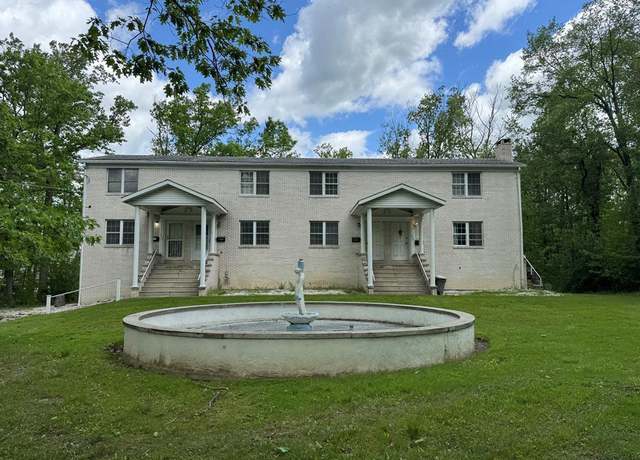 Property at 733-735 E Oakmont Blvd, Johnstown, PA 15904, 8 beds, 5 baths