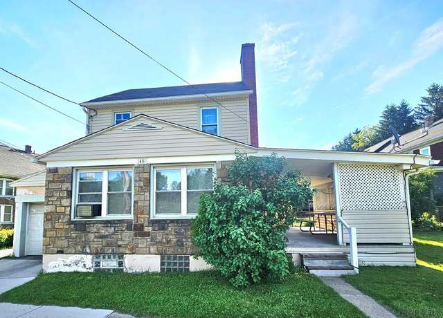 Property at 48 D St, Johnstown, PA 15906, 2 beds, 1 bath