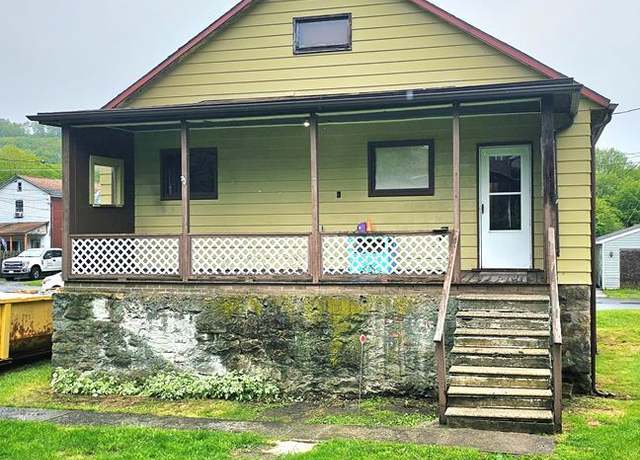 Property at 652 Blanche St, Beaverdale, PA 15921, 1 bed, 1 bath