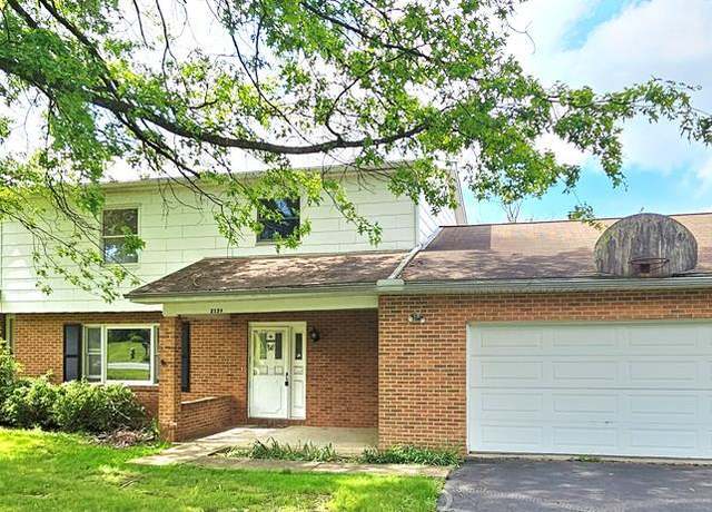 Property at 2139 Woodcrest Dr, Johnstown, PA 15905, 5 beds, 4.5 baths