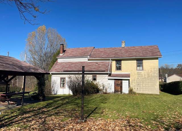 Property at 115 Lintner Ave, Johnstown, PA 15902, 3 beds, 1 bath