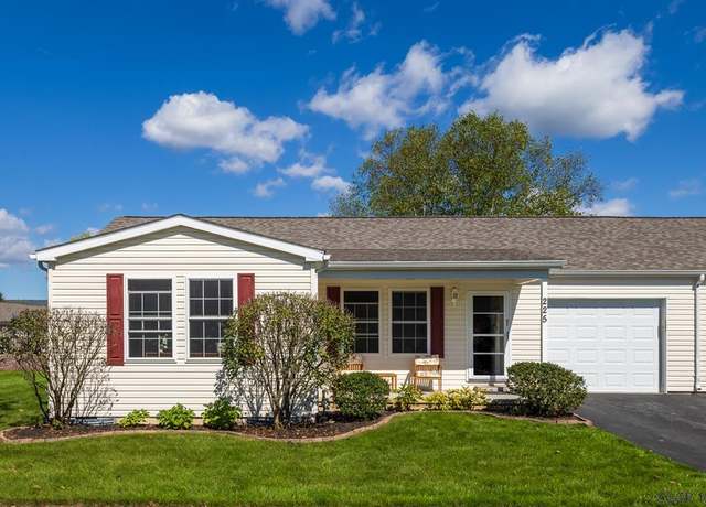 Property at 225 Bottenfield Blvd, Hollidaysburg, PA 16648, 2 beds, 2 baths