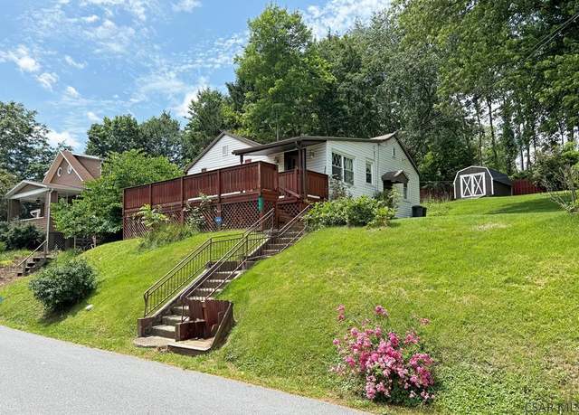 Property at 121 Royal Ave, Johnstown, PA 15905, 2 beds, 1 bath