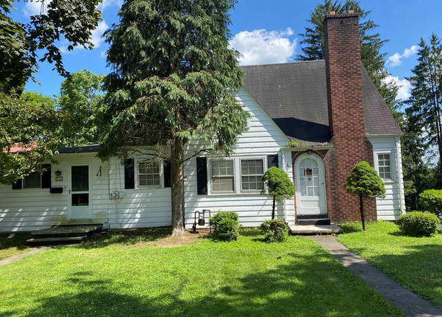 Property at 125 Palliser St, Johnstown, PA 15905, 3 beds, 2 baths
