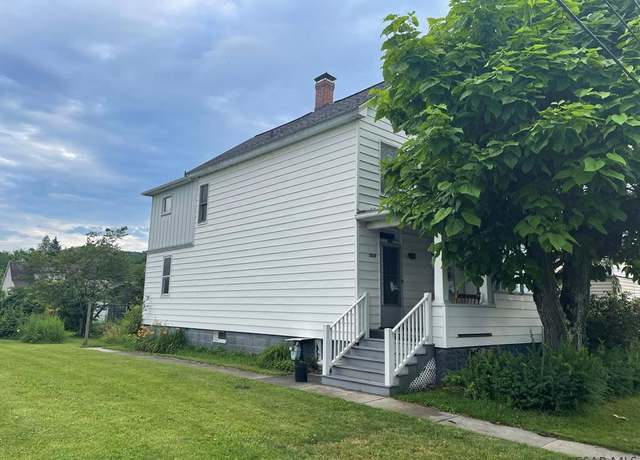 Property at 1319 Gillespie Ave, Portage, PA 15946, 3 beds, 1 bath