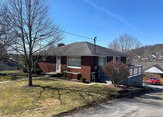 Property at 515 Clark St, Somerset, PA 15501, 2 beds, 1.5 baths