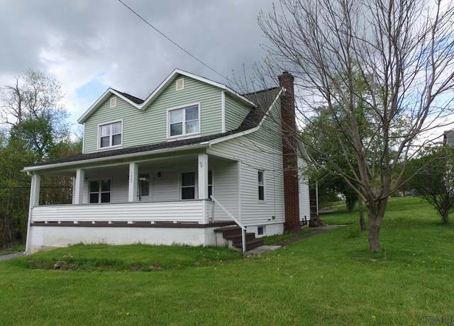 Property at 1003 Frankstown Rd, Johnstown, PA 15902, 4 beds, 2.5 baths