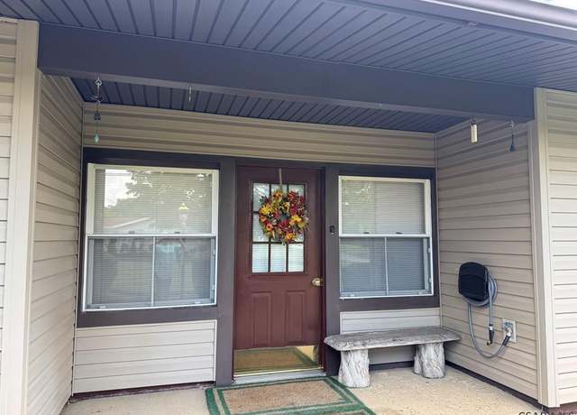 Property at 2272 Pitt Avenue Extention Ext, Johnstown, PA 15905, 4 beds, 2.5 baths