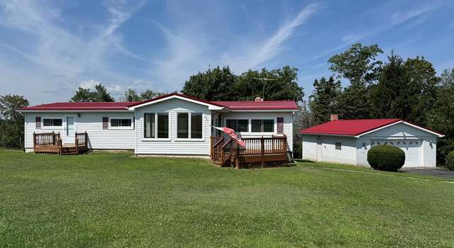 Photo of 942 Dark Shade Dr, Windber, PA 15963