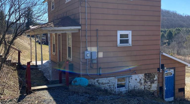 Photo of 527 Nicktown Hill Rd, Northern Cambria, PA 15714