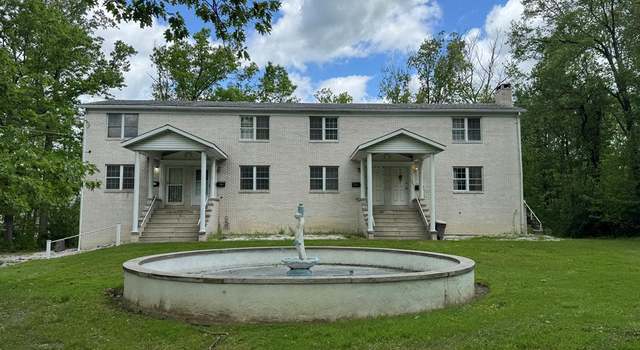 Photo of 733-735 E Oakmont Blvd, Johnstown, PA 15904