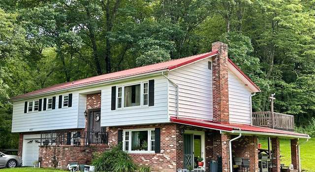 Photo of 4627 Water Level Rd, Rockwood, PA 15557