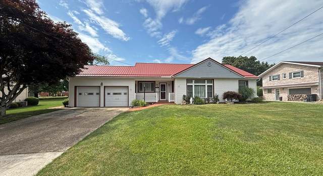 Photo of 1715 Jaffa Dr, Johnstown, PA 15905