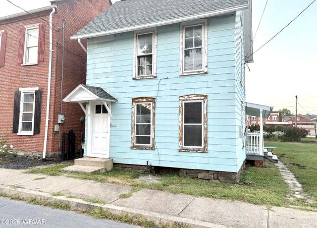 Property at 240 Smith St, Jersey Shore, PA 17740, 3 beds, 1 bath