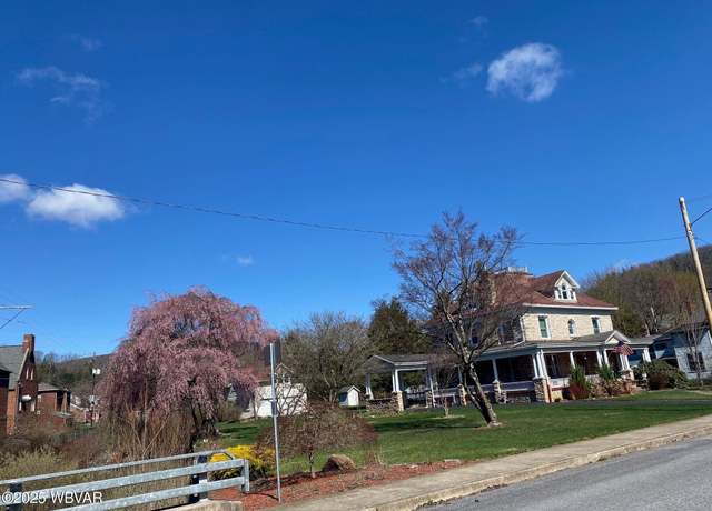 Property at 9 Main St, Woolrich, PA 17779, 4 beds, 1.5 baths