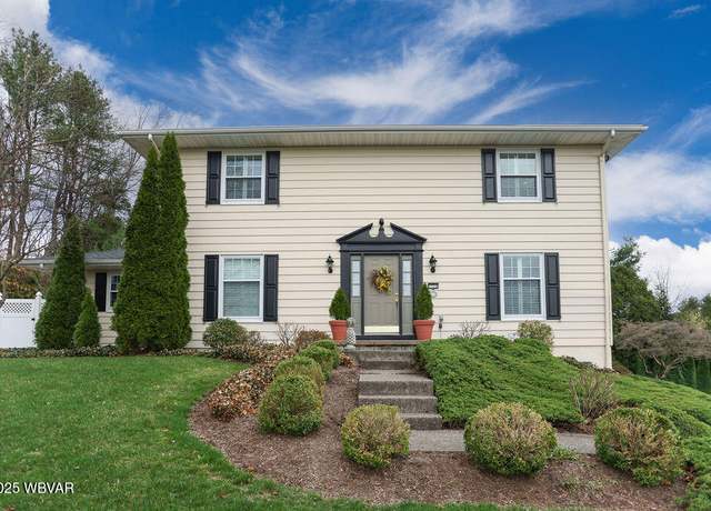 Property at 2528 N Hills Dr, Williamsport, PA 17701, 3 beds, 2.5 baths