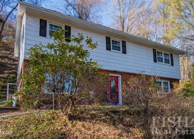 Property at 233 Upland Rd, Williamsport, PA 17701, 4 beds, 2.5 baths
