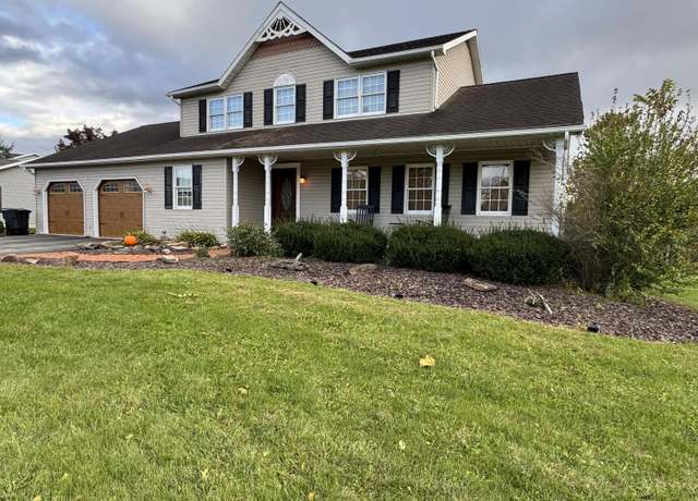 Property at 29 Meadow Ln, Lewisburg, PA 17837, 4 beds, 3.5 baths