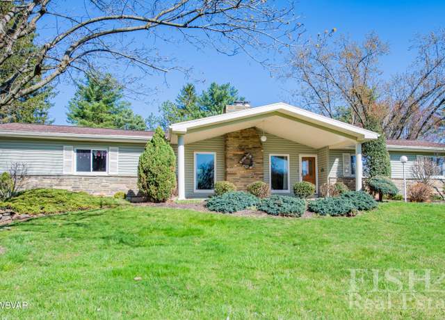 Property at 1224 Pleasant Hills Rd, Williamsport, PA 17701, 3 beds, 2 baths