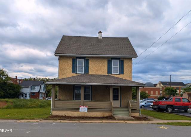 Property at 138 Brandon Pl, Williamsport, PA 17701, 3 beds, 1.5 baths