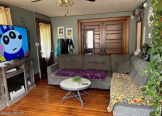 Property at 1518 Memorial Ave, Williamsport, PA 17701, 4 beds, 2 baths