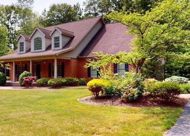 Property at 2180 Stopper Dr, Montoursville, PA 17754, 4 beds, 2.5 baths